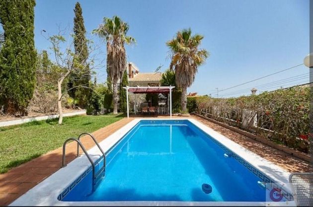 Foto 1 de Casa en venda a Velilla-Taramay de 5 habitacions amb terrassa i piscina