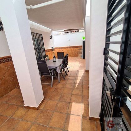 Foto 2 de Casa en venda a Calahonda de 4 habitacions amb terrassa i balcó