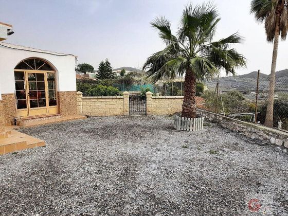 Foto 2 de Casa rural en venta en Vélez de Benaudalla de 2 habitaciones con terraza y piscina