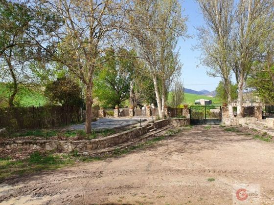 Foto 2 de Casa rural en venda a Iznalloz de 10 habitacions amb piscina i jardí