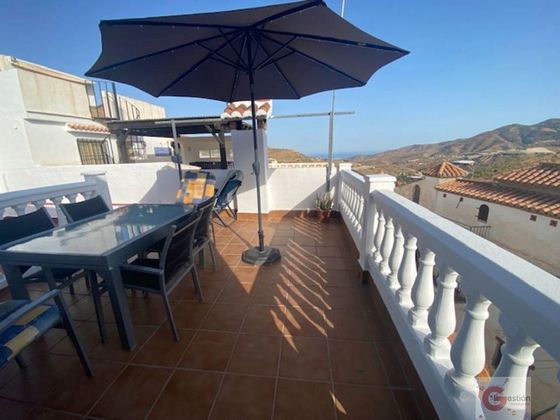 Foto 1 de Casa en venda a Itrabo de 4 habitacions amb terrassa i balcó