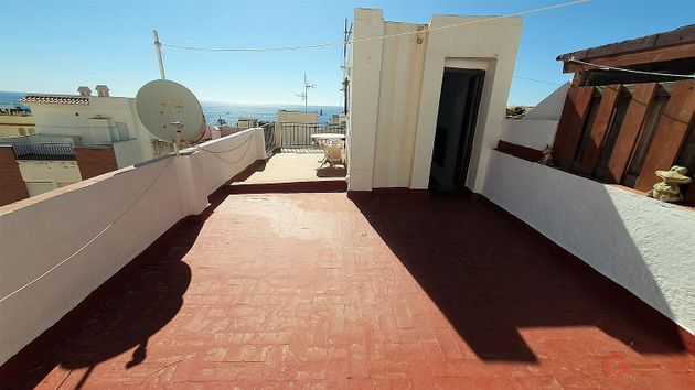 Foto 2 de Casa en venda a Castell de Ferro de 3 habitacions amb terrassa i balcó