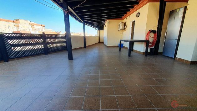 Foto 2 de Venta de ático en Calahonda de 3 habitaciones con terraza y piscina