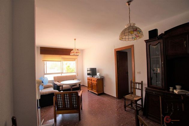 Foto 1 de Piso en venta en Salobreña de 4 habitaciones con garaje y ascensor