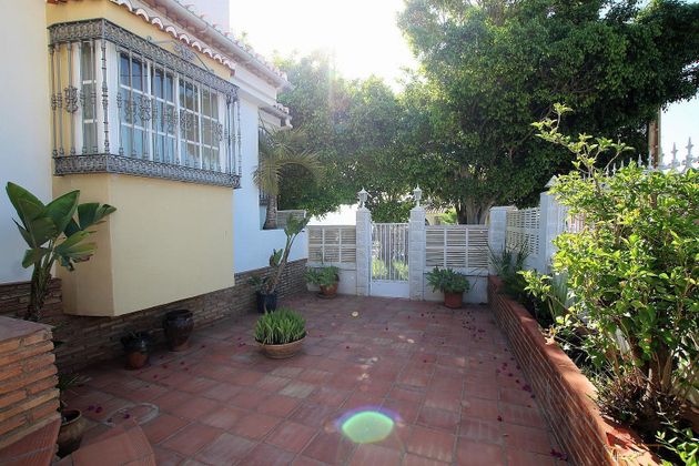 Foto 2 de Chalet en venta en Molvízar de 5 habitaciones con terraza y piscina