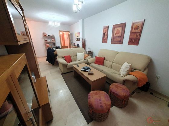 Foto 1 de Piso en venta en Playa de Granada de 2 habitaciones con terraza y piscina