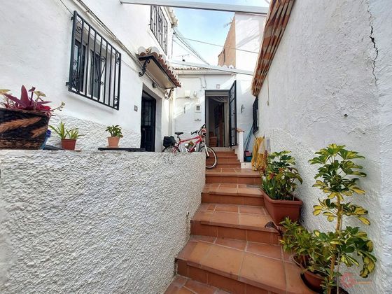 Foto 1 de Casa en venta en Vélez de Benaudalla de 2 habitaciones con terraza y balcón