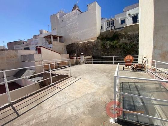 Foto 2 de Venta de casa en Almuñecar de 3 habitaciones con terraza y balcón