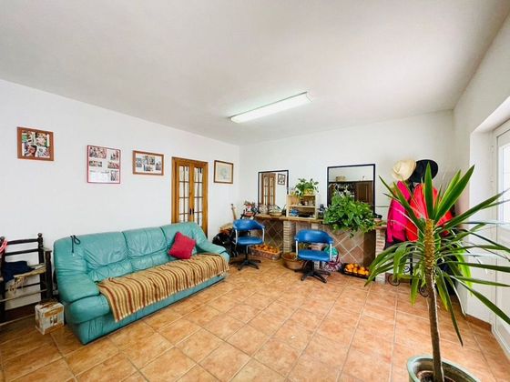 Foto 2 de Venta de casa adosada en calle Manilva de 4 habitaciones y 90 m²