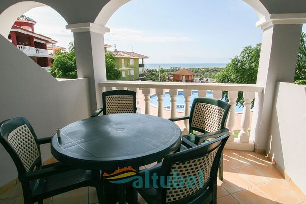 Foto 2 de Piso en venta en avenida Ermita San Antonio de 2 habitaciones con terraza y piscina