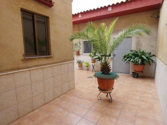 Foto 1 de Venta de casa adosada en Picanya de 3 habitaciones con terraza y balcón