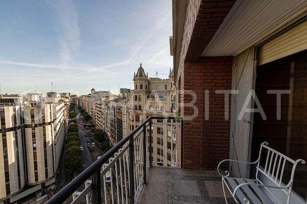 Foto 1 de Venta de piso en Russafa de 5 habitaciones con terraza y balcón
