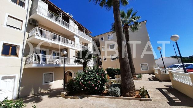 Foto 2 de Piso en venta en La Xara - La Sella - Jesús Pobre de 3 habitaciones con terraza y jardín