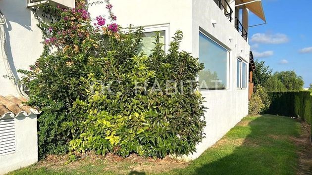 Foto 2 de Pis en venda a Los Monasterios-Alfinach de 2 habitacions amb terrassa i piscina