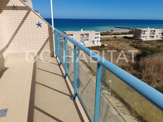 Foto 1 de Alquiler de piso en Playa del Puig de 2 habitaciones con terraza y piscina