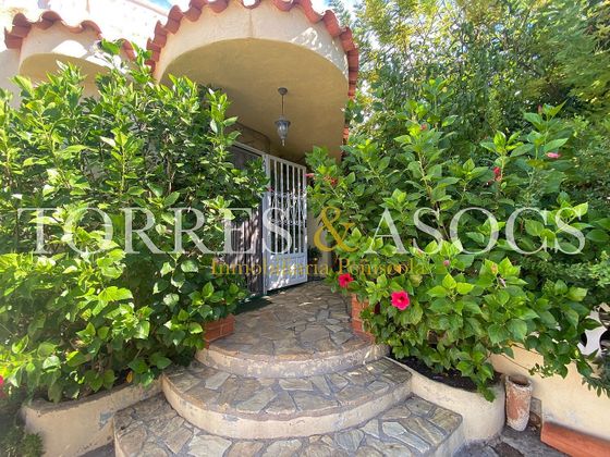 Foto 2 de Xalet en venda a Las Atalayas - Urmi - Cerro Mar de 4 habitacions amb terrassa i jardí