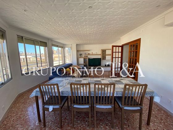 Foto 1 de Pis en venda a Zona Papa Luna - Platja del Gurugú de 5 habitacions amb balcó i aire acondicionat
