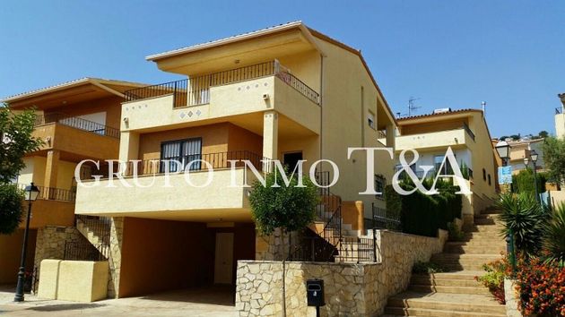 Foto 1 de Casa en venda a Las Atalayas - Urmi - Cerro Mar de 3 habitacions amb terrassa i piscina