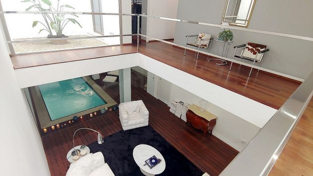Foto 2 de Venta de casa en Los Juzgados de 7 habitaciones con terraza y piscina