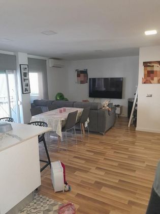 Foto 2 de Venta de piso en Alaquàs de 3 habitaciones con garaje y jardín