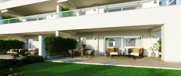 Foto 2 de Dúplex en venda a Calahonda de 3 habitacions amb terrassa i piscina
