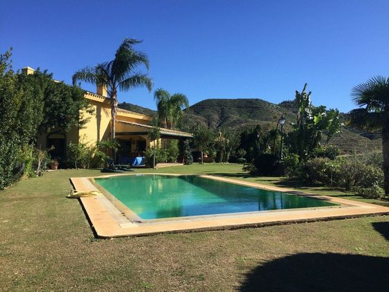 Foto 1 de Casa rural en venda a Ojén de 5 habitacions amb terrassa i piscina