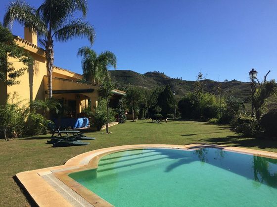 Foto 1 de Casa rural en venta en Ojén de 5 habitaciones con terraza y piscina