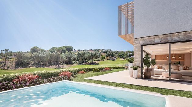 Foto 1 de Casa en venda a avenida Del Golf de 3 habitacions amb terrassa i piscina