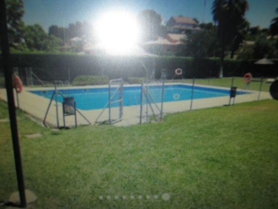 Foto 2 de Xalet en venda a urbanización Las Lomas de 7 habitacions amb terrassa i piscina