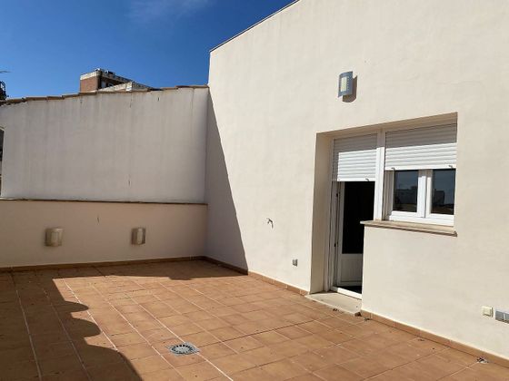 Foto 2 de Venta de ático en calle Obispo San Juan de Ribera de 4 habitaciones con terraza y balcón