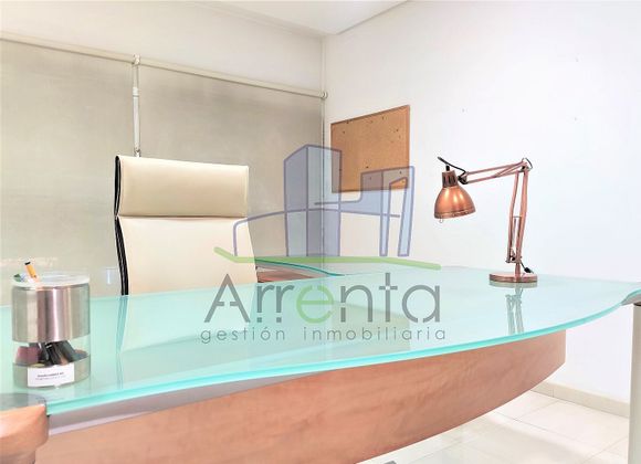 Foto 2 de Alquiler de oficina en El Mercat de 200 m²