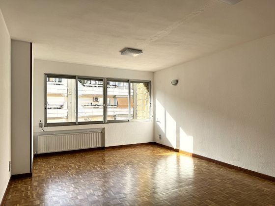 Foto 2 de Alquiler de piso en Trinitat de 4 habitaciones con garaje y calefacción