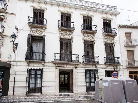 Foto 2 de Casa en venda a Priego de Córdoba de 12 habitacions amb terrassa i balcó