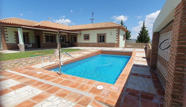 Foto 2 de Xalet en venda a Pinos de Alhaurín - Periferia de 6 habitacions amb terrassa i piscina