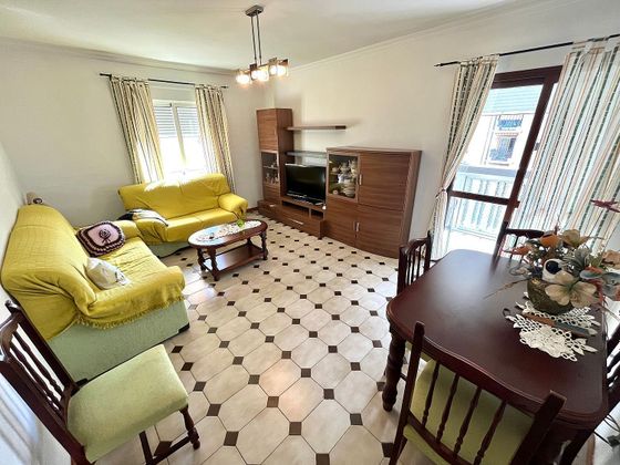 Foto 2 de Piso en venta en Perchel Norte - La Trinidad de 4 habitaciones con terraza y aire acondicionado