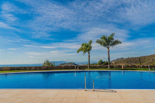 Foto 1 de Pis en venda a La Cala del Moral de 2 habitacions amb terrassa i piscina