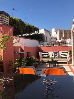 Foto 2 de Ático en venta en San Bartolomé - Judería de 3 habitaciones con terraza y aire acondicionado