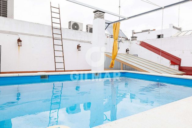 Foto 2 de Casa en venda a San Gil de 4 habitacions amb terrassa i piscina
