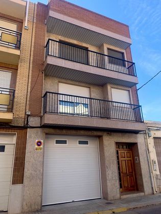 Foto 1 de Venta de casa adosada en Moncada de 4 habitaciones con terraza y garaje