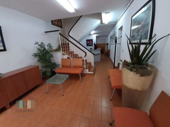Foto 1 de Casa adossada en venda a Centro - Castellón de la Plana de 5 habitacions amb terrassa i garatge