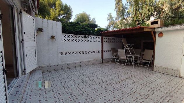 Foto 2 de Casa adosada en venta en Curva - Heliópolis de 2 habitaciones con terraza y aire acondicionado