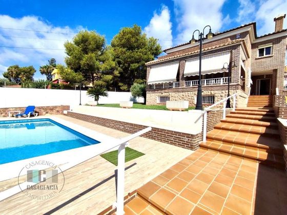 Foto 2 de Xalet en venda a Montornés - Las Palmas - El Refugio de 6 habitacions amb terrassa i piscina