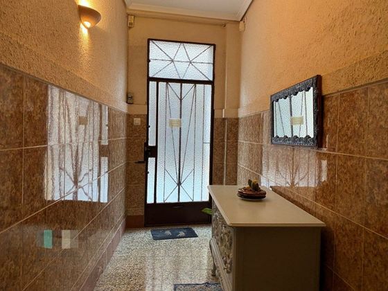 Foto 2 de Casa en venda a Centro - Villarreal de 5 habitacions amb terrassa i garatge