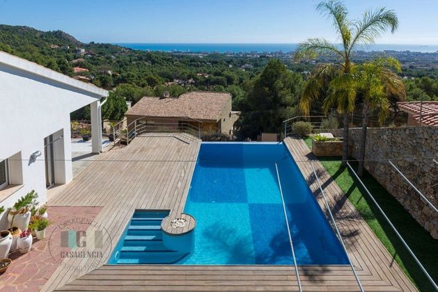 Foto 2 de Casa en lloguer a Montornés - Las Palmas - El Refugio de 5 habitacions amb piscina i jardí