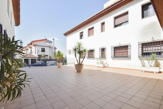 Foto 2 de Pis en venda a calle José Echegaray de 2 habitacions amb terrassa i piscina