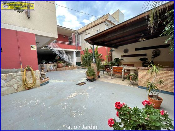 Foto 1 de Casa adossada en venda a El Raal de 3 habitacions amb terrassa i garatge