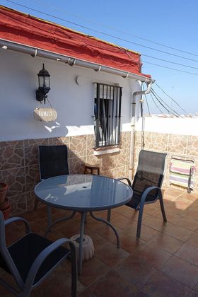 Foto 2 de Piso en venta en Arrancapins de 3 habitaciones con terraza y aire acondicionado