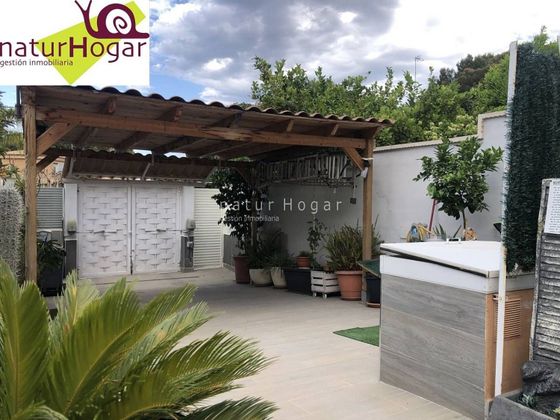 Foto 1 de Casa adosada en venta en La Cañada de 3 habitaciones con terraza y piscina