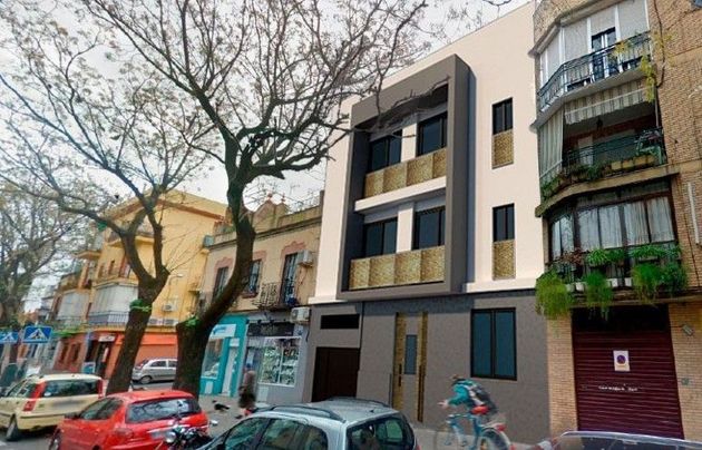 Foto 1 de Àtic en venda a calle Afán de Ribera de 3 habitacions amb terrassa i piscina