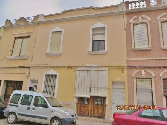 Foto 1 de Casa adossada en venda a calle Vicent Baldoví de 4 habitacions amb terrassa